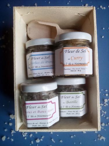 Panier Gourmet - Curry / Herbes De Provence / Poivre - Baies Roses / Basilic-Thierry GALLAIS- retiré