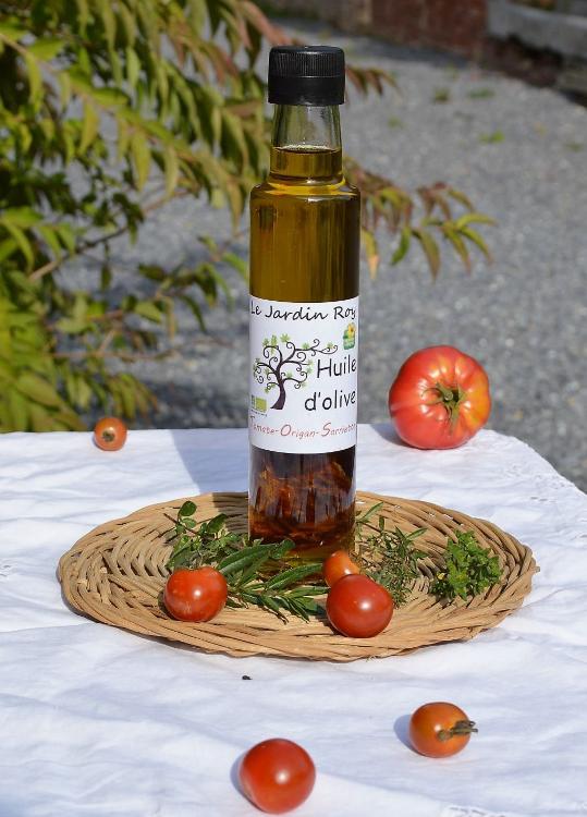 Huile d'olive aux tomates séchées, à l'origan et à la sarriette
