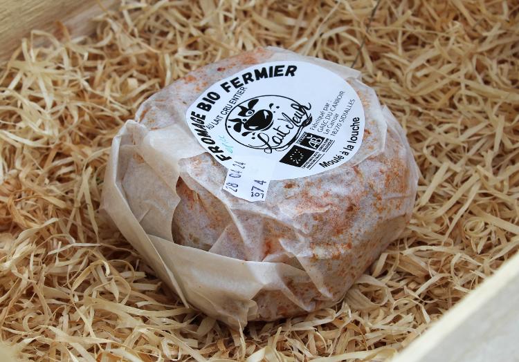 Crottin de vache Bio  "Le p'tit Lac" - fromage frais enrobé Epices -  environ 250g pièce  - GAEC du Carroir