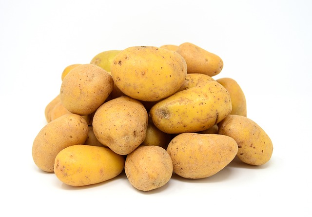 Pommes de terre BIO - chair tendre - filet de 5 Kg