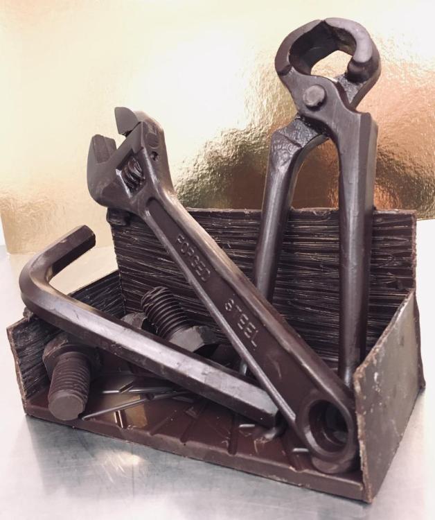 Caisse à outils du bricoleur confirmé  chocolat lait- 250 g