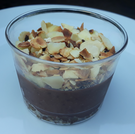 Verrine dessert cacao, poire, amandes effilées grillées (par 2)