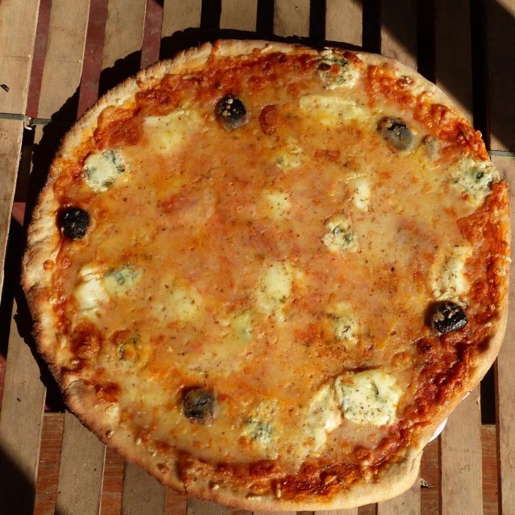 Pizza paysanne "4 fromages"