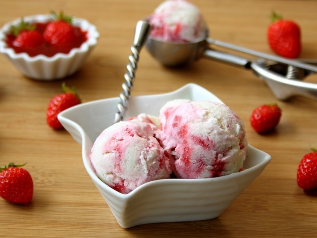 Crème glacée marbré fraise (1/2L)