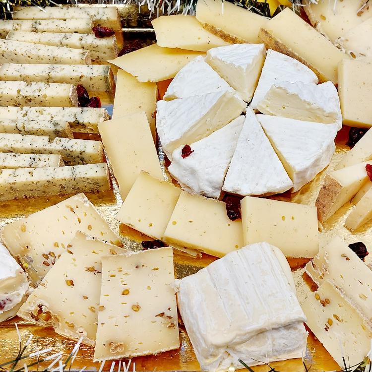 petit plateau de fromages