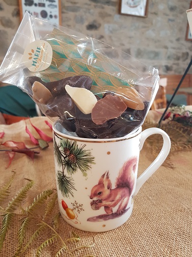 Mug de Noël garni de bonbons de chocolat 100 grs