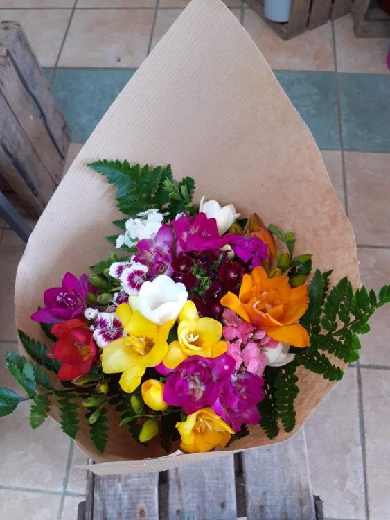Bouquet De Freesia