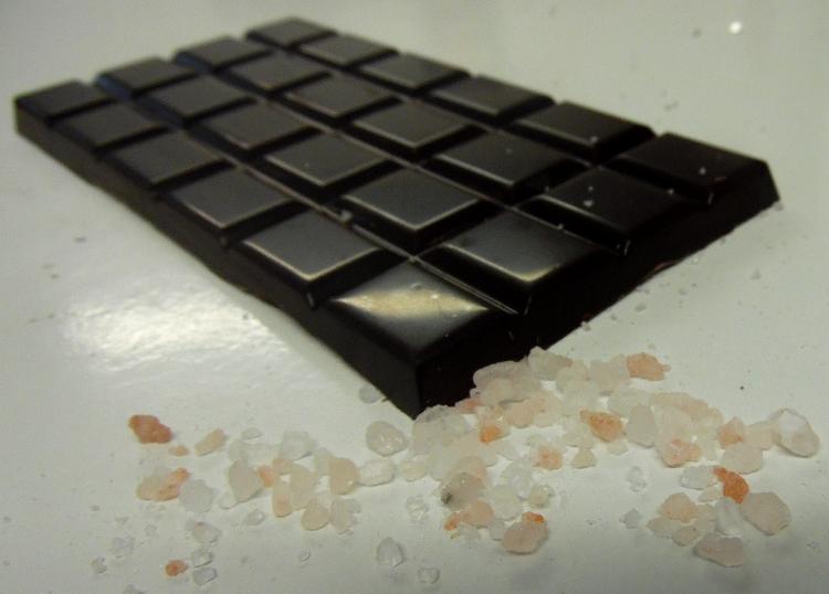 Tablette Chocolat Noir Et Diamants De Sel De L'himalaya