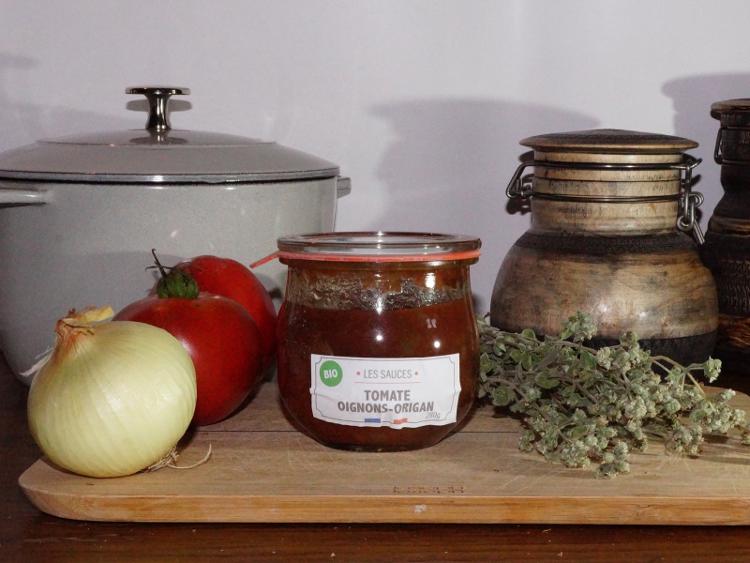 Sauce tomate oignons-origan