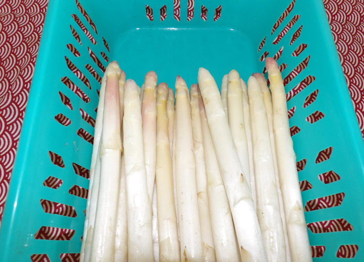Asperges Blanches Fines