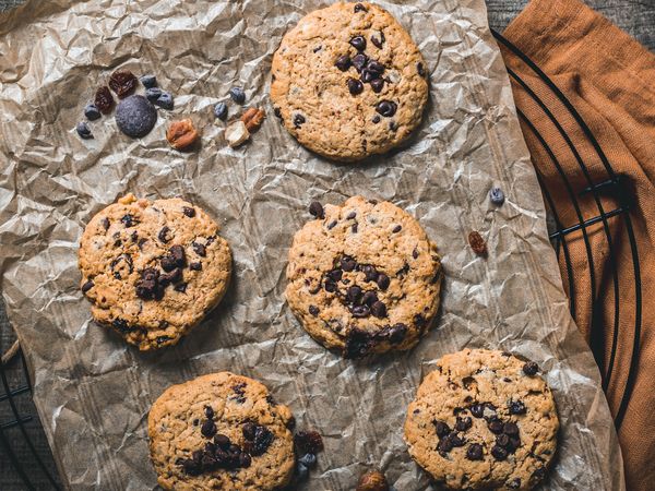 Cookies pépites de chocolat et raisins secs